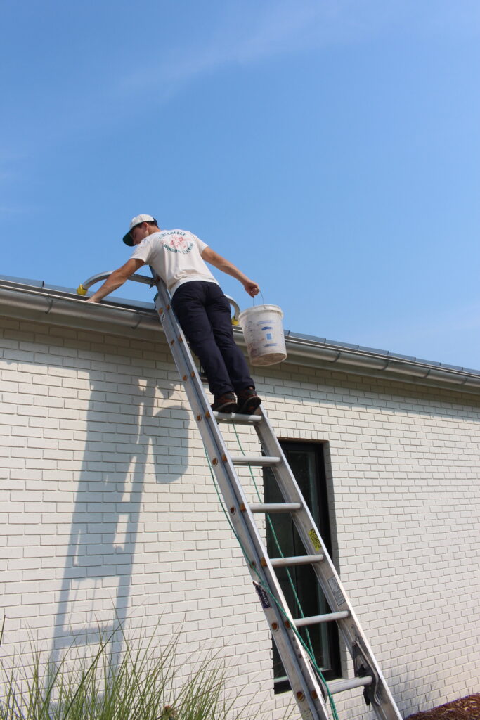 Gutter cleaning in omaha